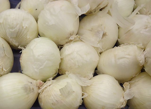 White Onion Sets 1 lbs.